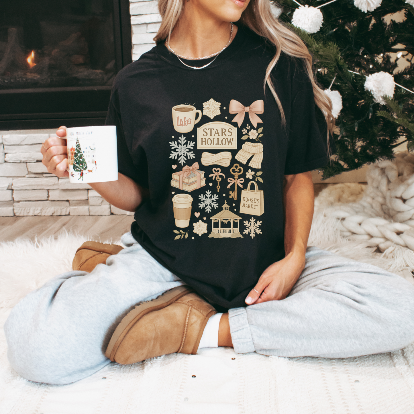 Stars Hollow Christmas Tee